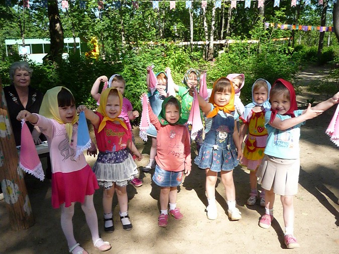 Воспитанники кинешемского детского сада торжественно объявили о начале лета фото 4
