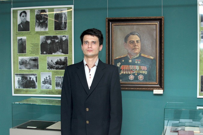 Правнук маршала Василевского посетил Картинную галерею Кинешемского музея фото 4