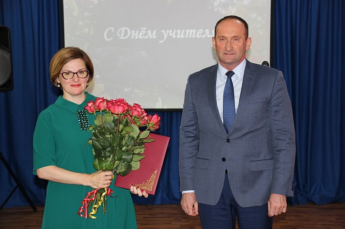 В Кинешме чествовали учителей фото 7