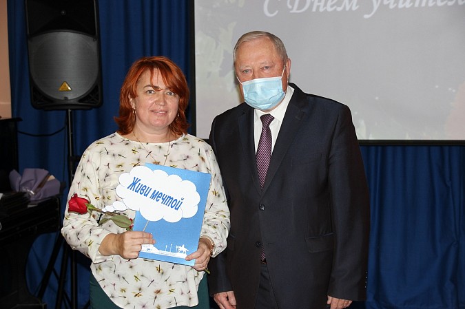 В Кинешме чествовали учителей фото 9