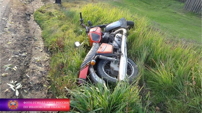 В Кинешемском районе мотоцикл влетел в металлическое ограждение фото 2