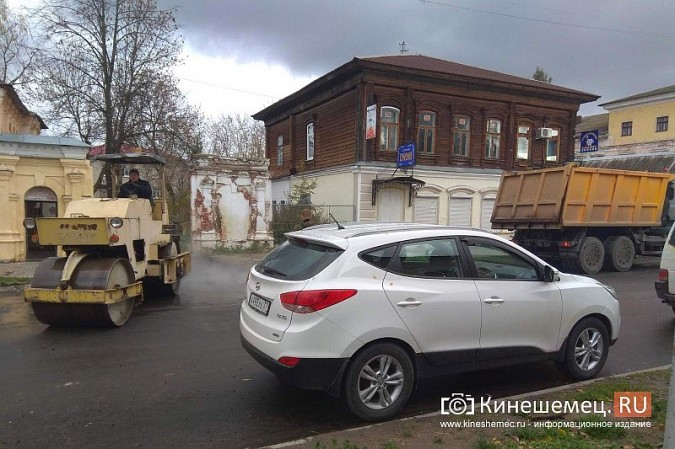 Автолюбители проигнорировали информацию о закрытии проезда по улице Ленина фото 18
