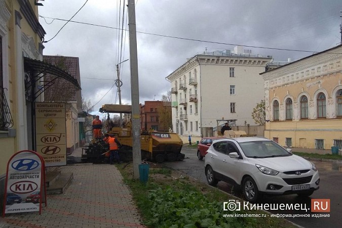 Автолюбители проигнорировали информацию о закрытии проезда по улице Ленина фото 2
