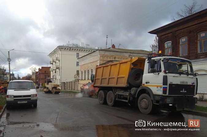 Автолюбители проигнорировали информацию о закрытии проезда по улице Ленина фото 8
