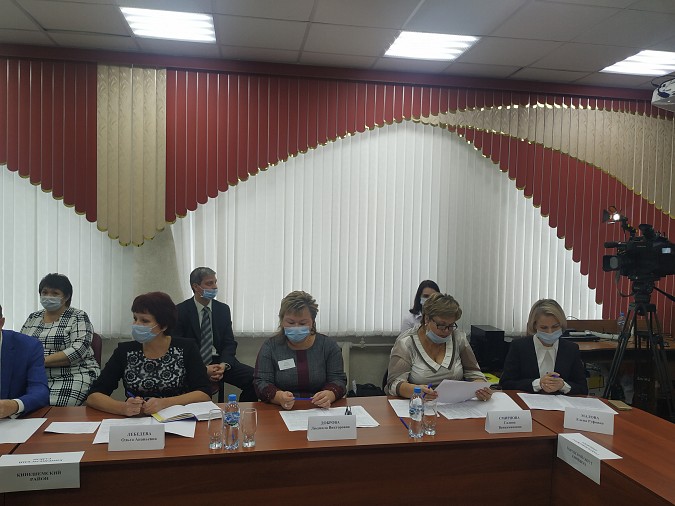 В Наволоках прошло заседание комиссии по образованию областной думы фото 8