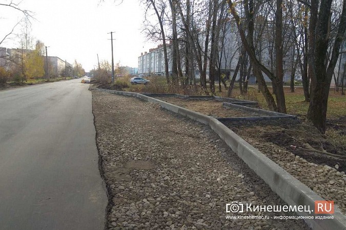 На улице Менделеева определились с местами для автобусных остановок фото 3