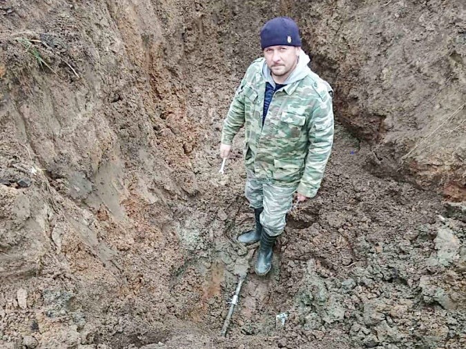 Председатель Кинешемской думы Михаил Батин принял участие в восстановлении водопровода фото 5