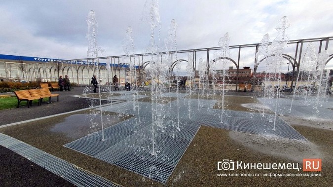 В Кинешме провели испытания работы сухого фонтана на пл.Революции фото 6