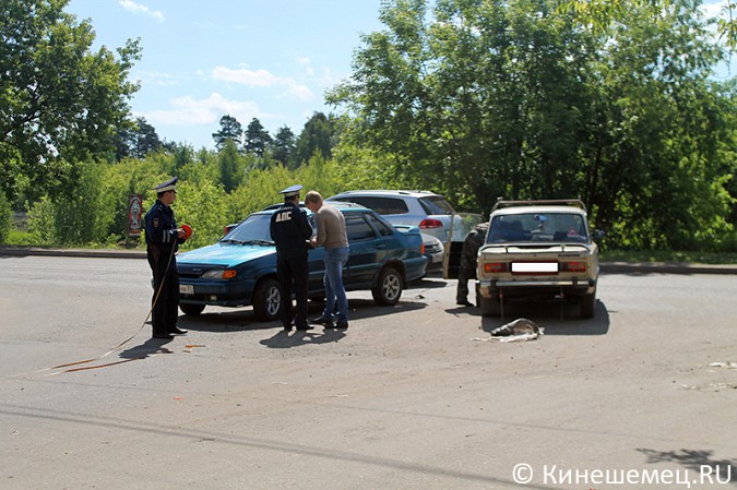В Кинешме на улице Вичугской вновь произошло ДТП фото 3