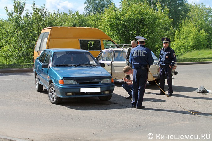 В Кинешме на улице Вичугской вновь произошло ДТП фото 4