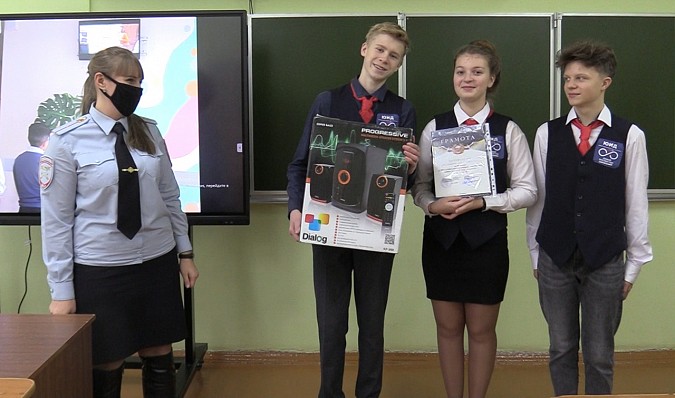 Кинешемцы стали лауреатами областного конкурса агитбригад отрядов юных инспекторов движения фото 2