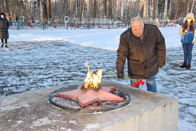 В Кинешме почтили память павших в годы Великой Отечественной войны фото 9