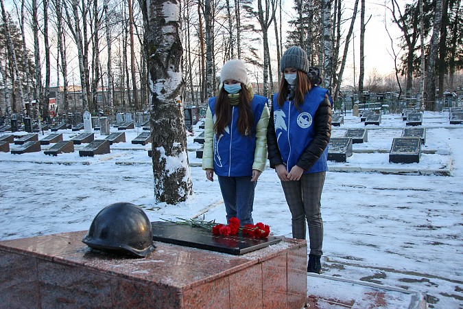 В Кинешме почтили память павших в годы Великой Отечественной войны фото 13