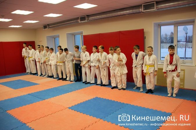 В ДЮСШ «Волжанин» отремонтировали зал для спортивной борьбы фото 6