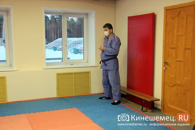 В ДЮСШ «Волжанин» отремонтировали зал для спортивной борьбы фото 2