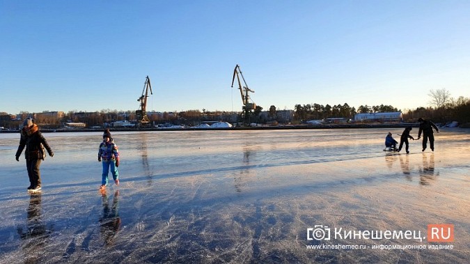 Кинешемцы облюбовали речные просторы для катания на коньках фото 3