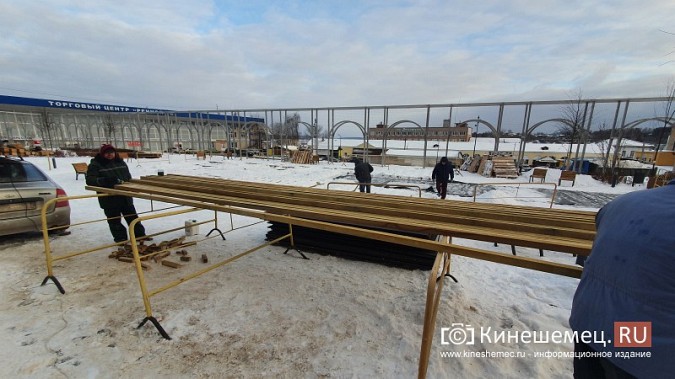 В Кинешме разбирают саркофаг из досок над новым фонтаном фото 5