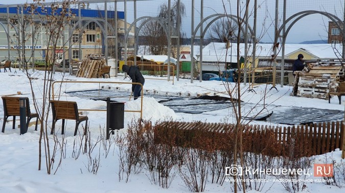 В Кинешме разбирают саркофаг из досок над новым фонтаном фото 6