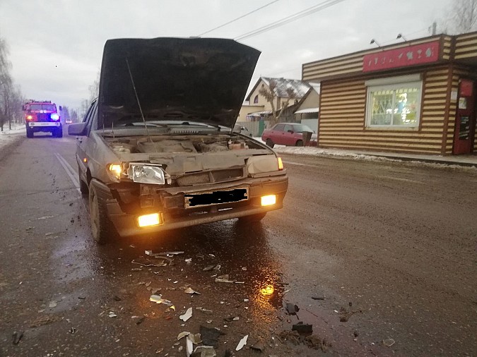 В ДТП на улице Юрьевецкой пострадал человек фото 2