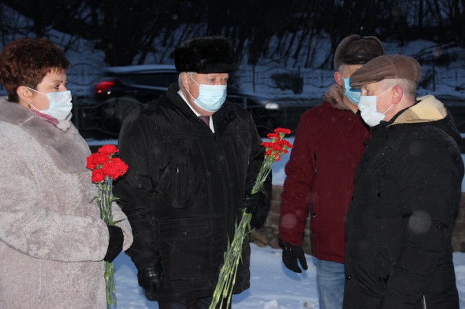 В Кинешме почтили память солдат, погибших, исполняя свой долг за пределами Родины фото 5