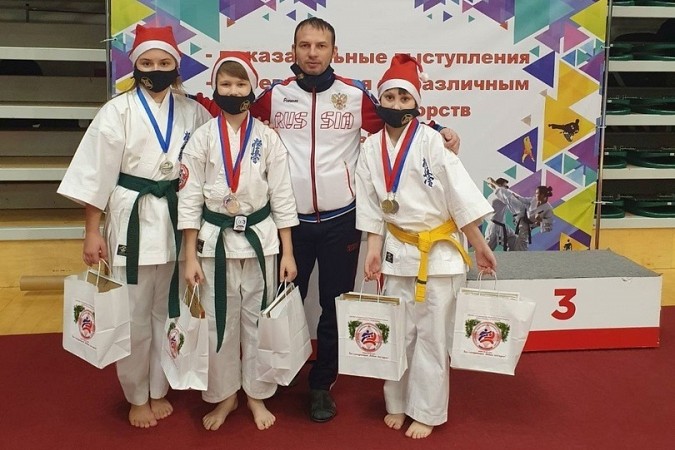 Кинешемские каратисты привезли медали с Всероссийского турнира фото 4