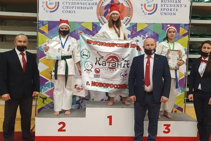 Кинешемские каратисты привезли медали с Всероссийского турнира фото 3