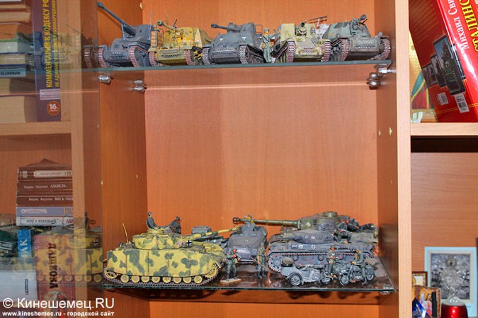 Майор МВД в отставке превратил квартиру в музей военной техники фото 11