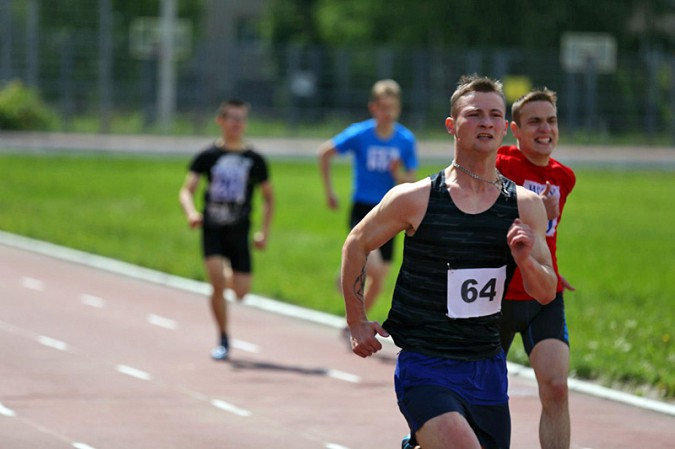 Кинешемские бегуны и прыгуны заняли все ступени пьедестала фото 9