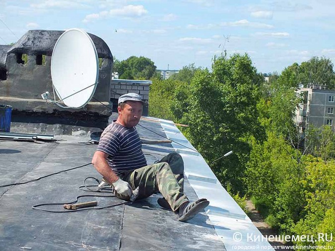 Крыши многоквартирных домов в Кинешме капитально ремонтируют фото 2