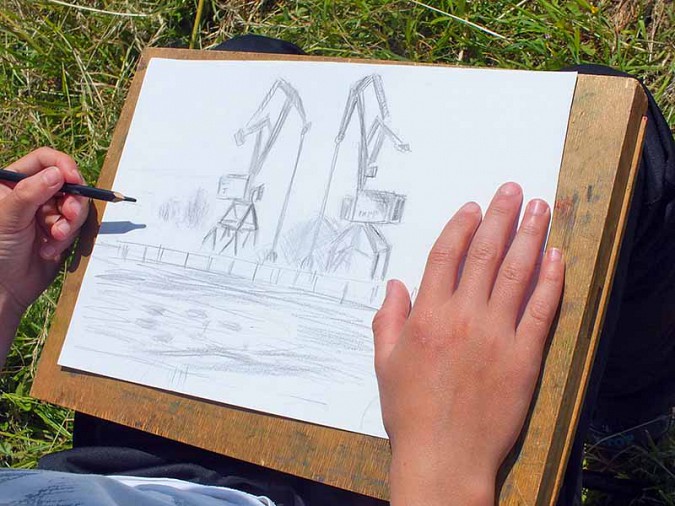 Юные художники творят на улицах Кинешмы фото 10