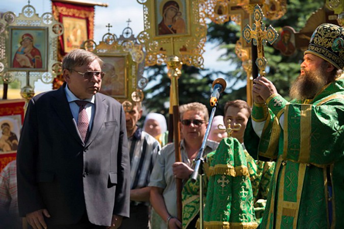 Губернатор Ивановской области пошёл крестным ходом фото 7