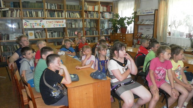 Литературный час в кинешемской библиотеке посвятили Великой Отечественной фото 7