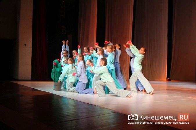 Хореографический коллектив «Вдохновение» выступил с отчетным концертом в театре фото 14