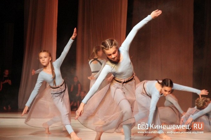 Хореографический коллектив «Вдохновение» выступил с отчетным концертом в театре фото 16