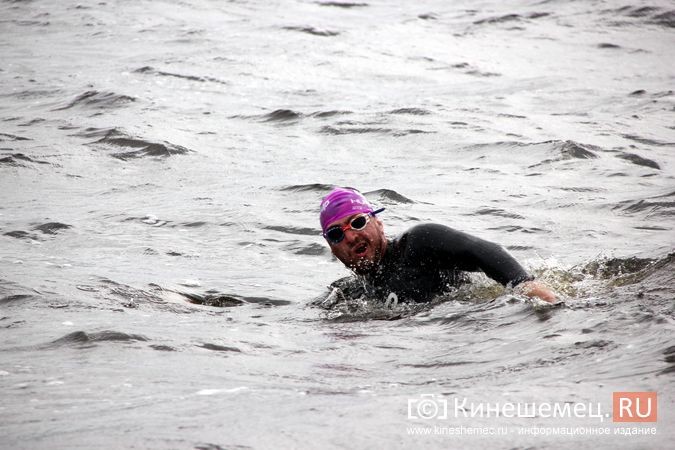 В Кинешме чемпион мира переплыл Волгу в рамках подготовки к «Swimcup-2021» фото 18