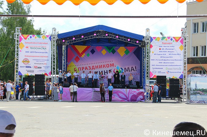 В Кинешме чествовали лучших работников учреждений фото 2