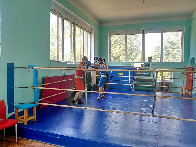 Кинешемские боксеры получили новый спортивный инвентарь фото 5