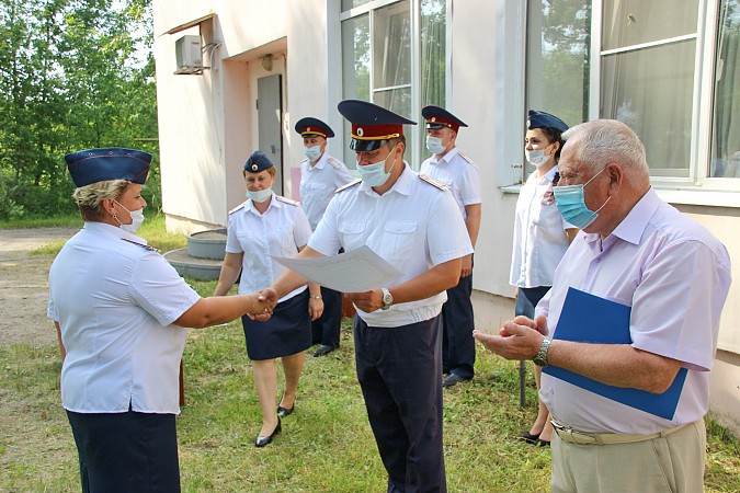 Мэр Кинешмы поздравил сотрудников ИК-3 с 97-летием учреждения фото 7