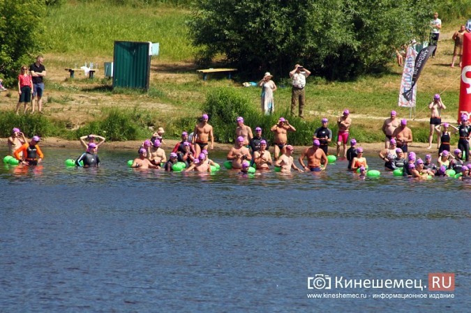 Волгу в Кинешме в рамках «Swimсup» переплыли более 130 участников фото 57