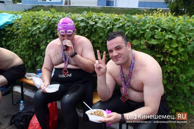 Волгу в Кинешме в рамках «Swimсup» переплыли более 130 участников фото 94
