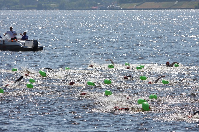 «Swimcup – Волга 2021»: лучшие кадры заплыва и всего события фото 18