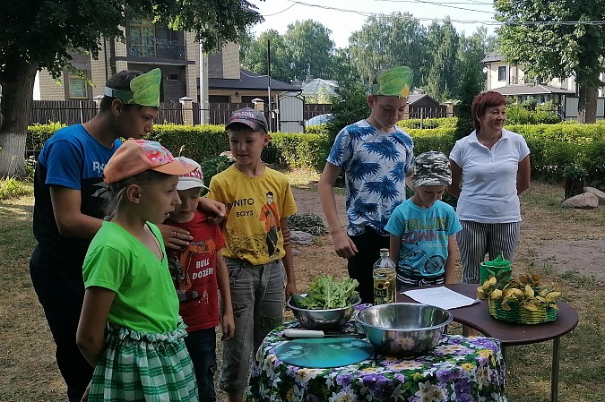 В Кинешемском детском доме отметили День огурца фото 3