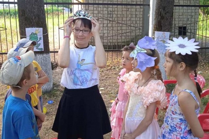 В Кинешемском отделении реабилитации дети стали участниками конкурса «Мисс и Мистер лета» фото 3