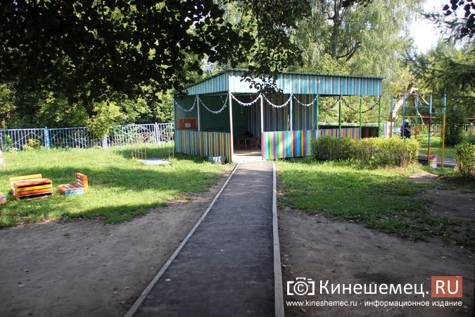 В Кинешме продолжается ремонт территорий детских садов фото 7