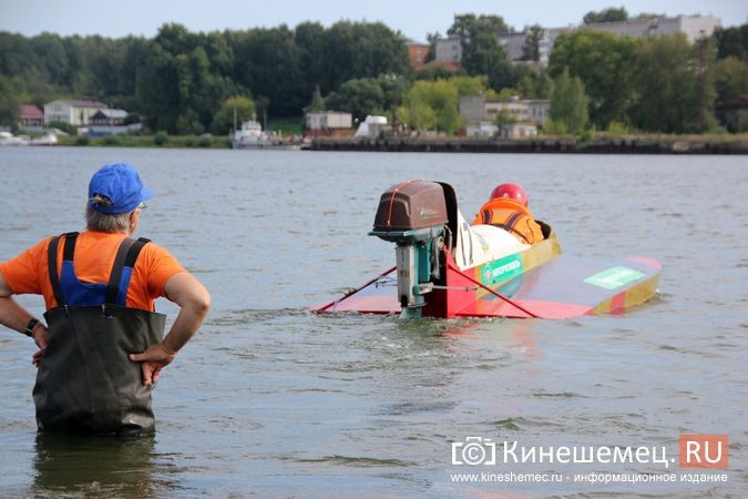 У Кузнецкого моста все готово к началу соревнований по водно-моторному спорту фото 29