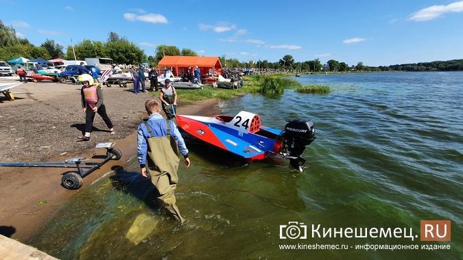 Удивительной победой кинешемского гонщика завершился 1-й день Кубка ДОСААФ по водно-моторному спорту фото 4