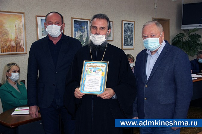 Подготовиться к новому учебному году помогли 310 детям из Кинешмы фото 5