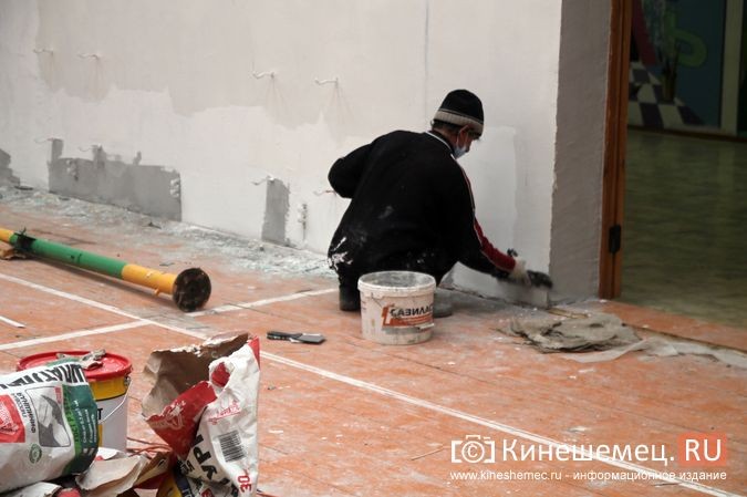 В трех кинешемских школах ремонтируют спортивные залы фото 21