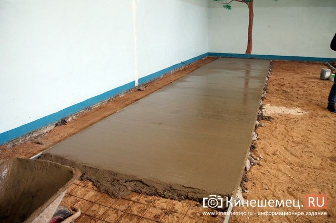 В трех кинешемских школах ремонтируют спортивные залы фото 12