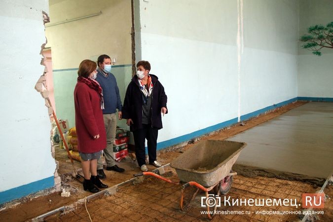 В трех кинешемских школах ремонтируют спортивные залы фото 10
